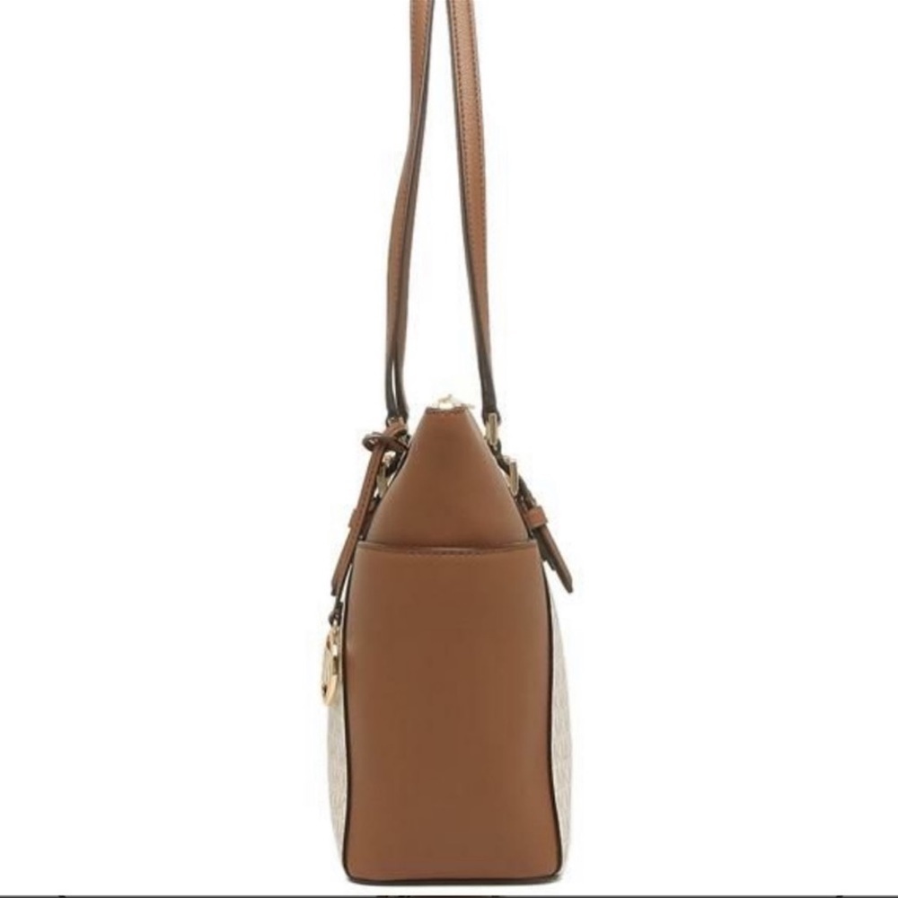 MICHAEL KORS CHARLOTTE LARGE TOP ZIP Vanilla Tote bag - Picture 5 of 16